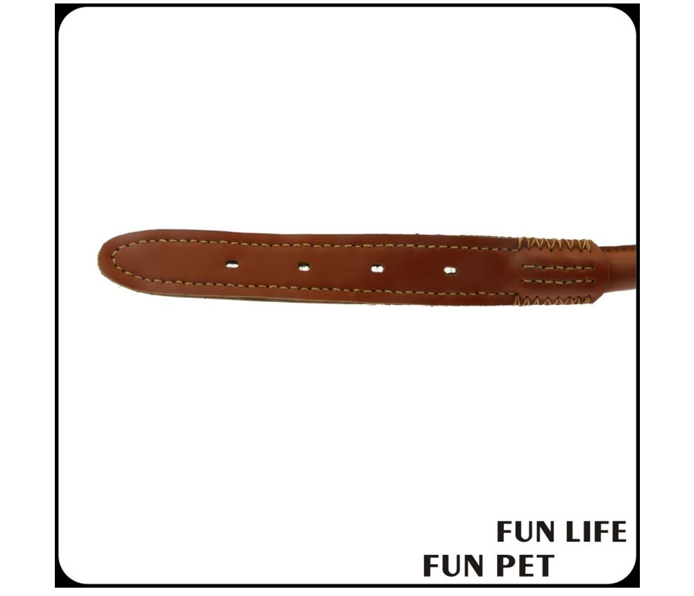 Adjustable leather strap holes and stitched edge detail